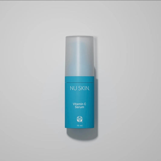 Nu Skin Vitamin C Serum 15ml is a powerful anti-aging serum with antioxidant properties, designed to brighten the skin while hydrating and smoothing it. This skin brightening serum combines vegan collagen and Vitamin C for a luminous complexion.